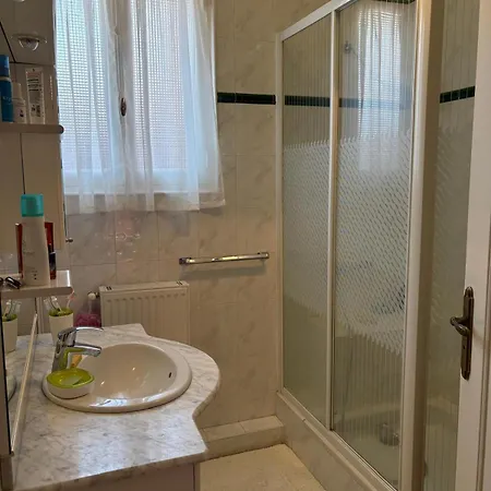 St Cyprien Grande Maison Avec Piscine Hébergement de vacances *