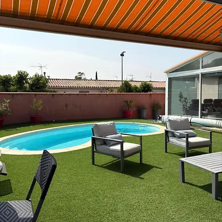 St Cyprien Grande Maison Avec Piscine 別荘 *